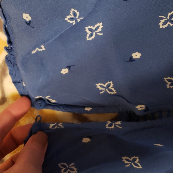 Blouse - Picture 4 of 4